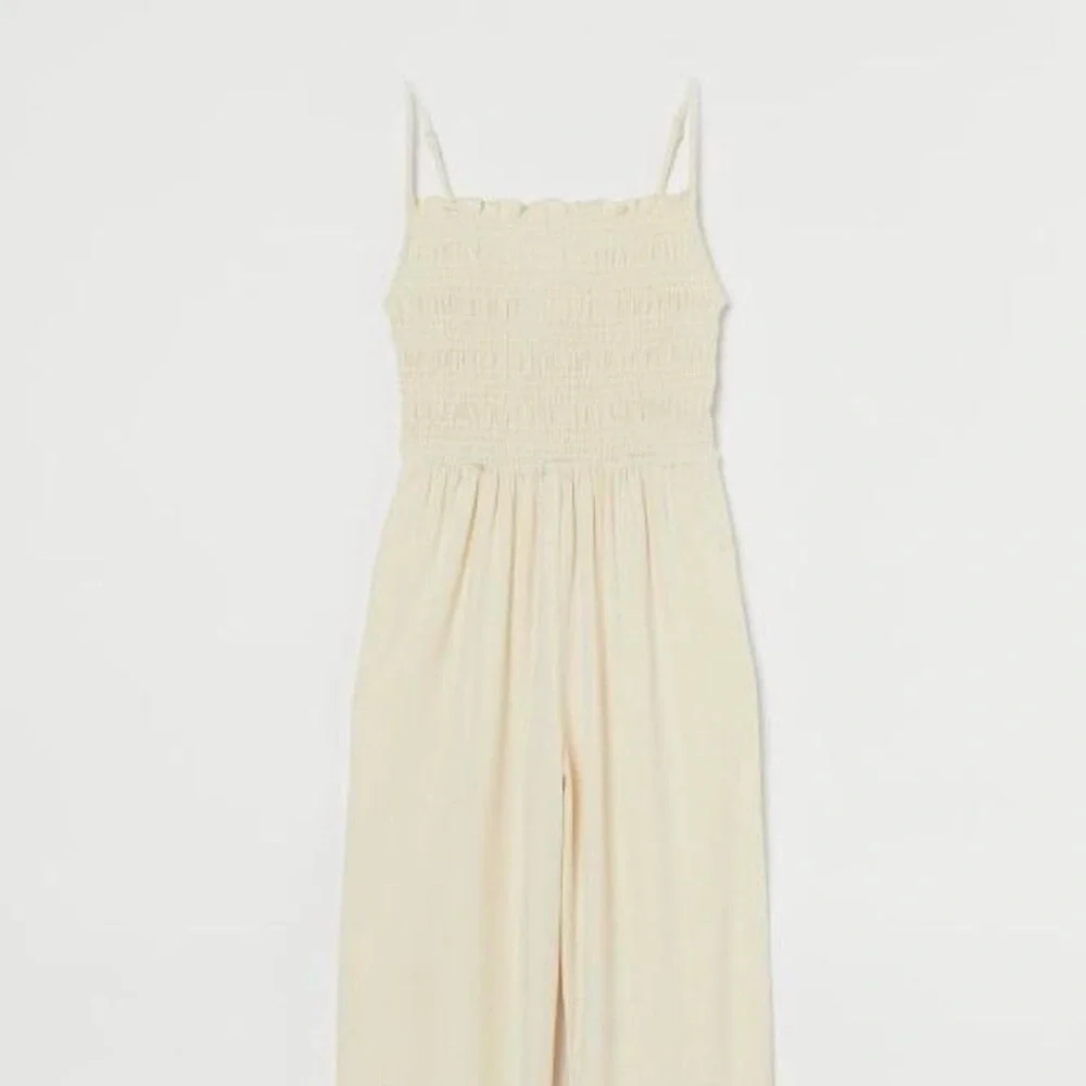 H&M Linen Blend Smocked Wide Leg Jumpsuit Cream Beige Strappy Size Small